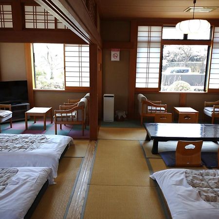 Nishimiyasou Hotel Fujikawaguchiko Exterior photo