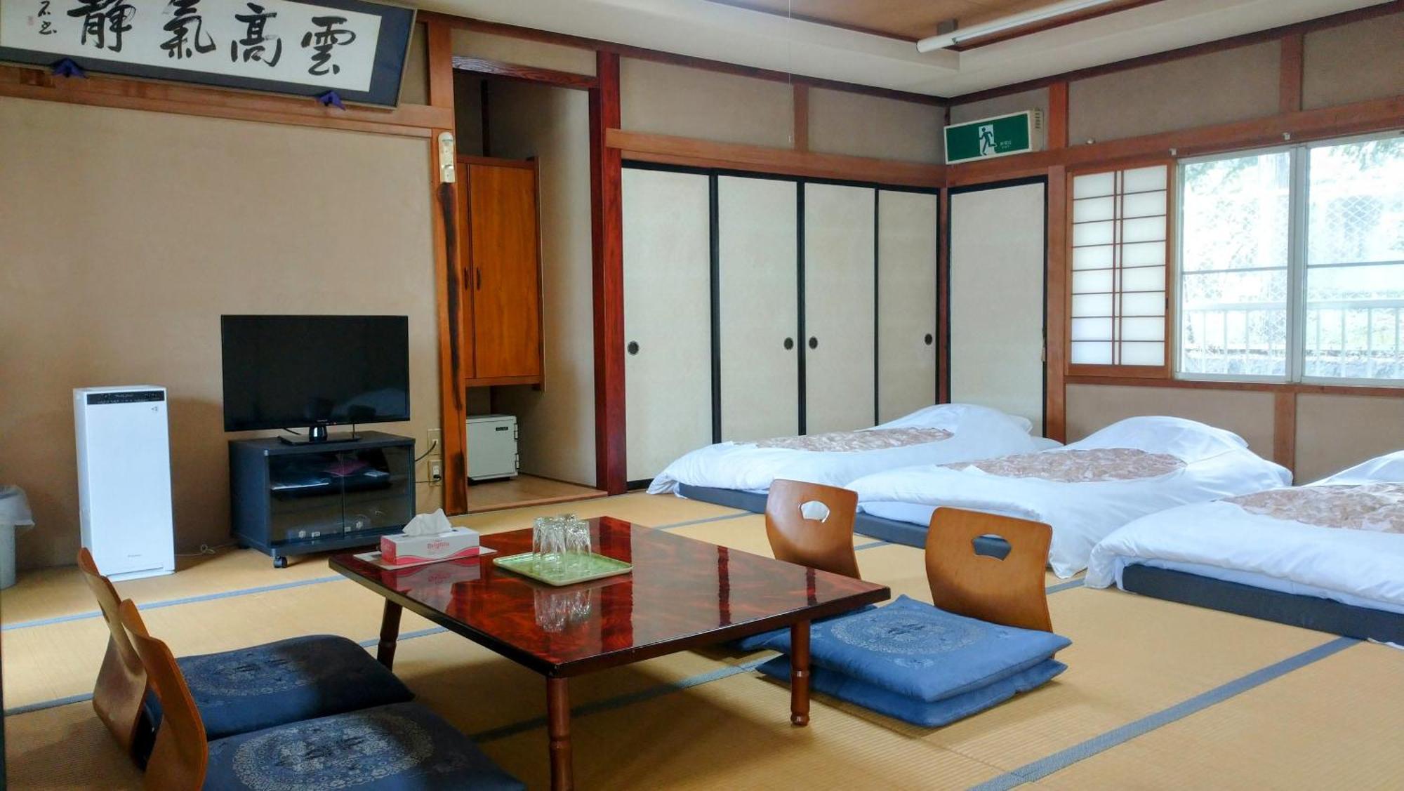 Nishimiyasou Hotel Fujikawaguchiko Exterior photo