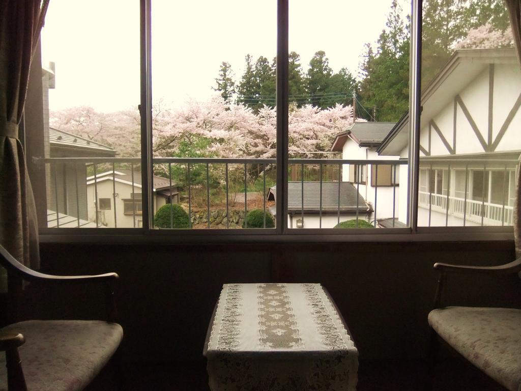 Nishimiyasou Hotel Fujikawaguchiko Exterior photo
