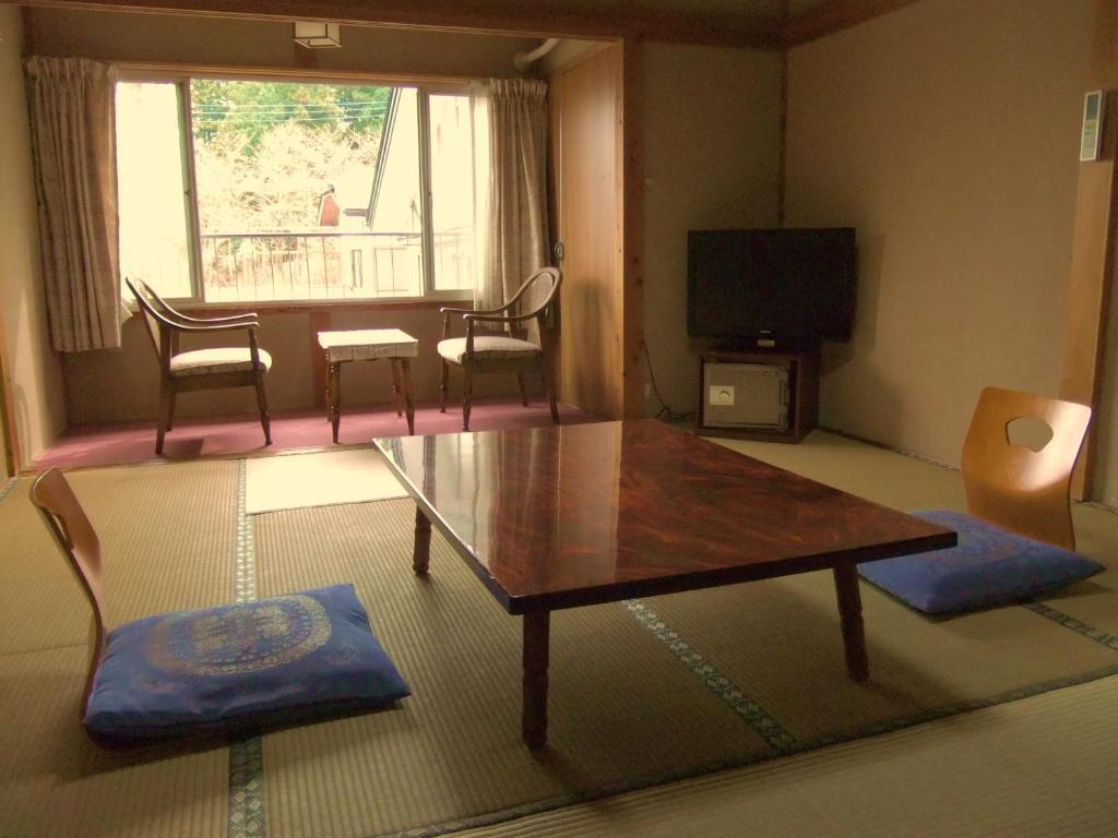 Nishimiyasou Hotel Fujikawaguchiko Exterior photo