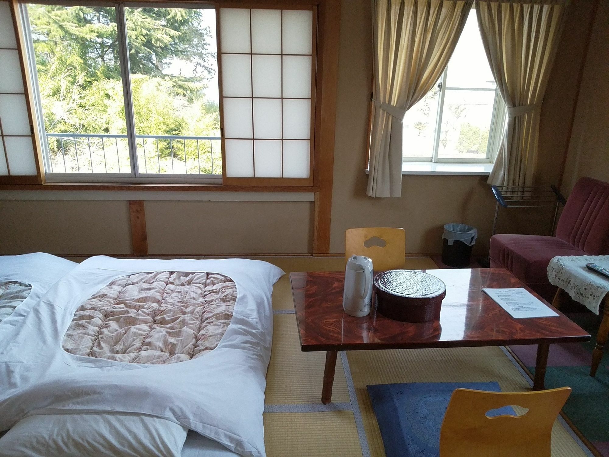 Nishimiyasou Hotel Fujikawaguchiko Exterior photo